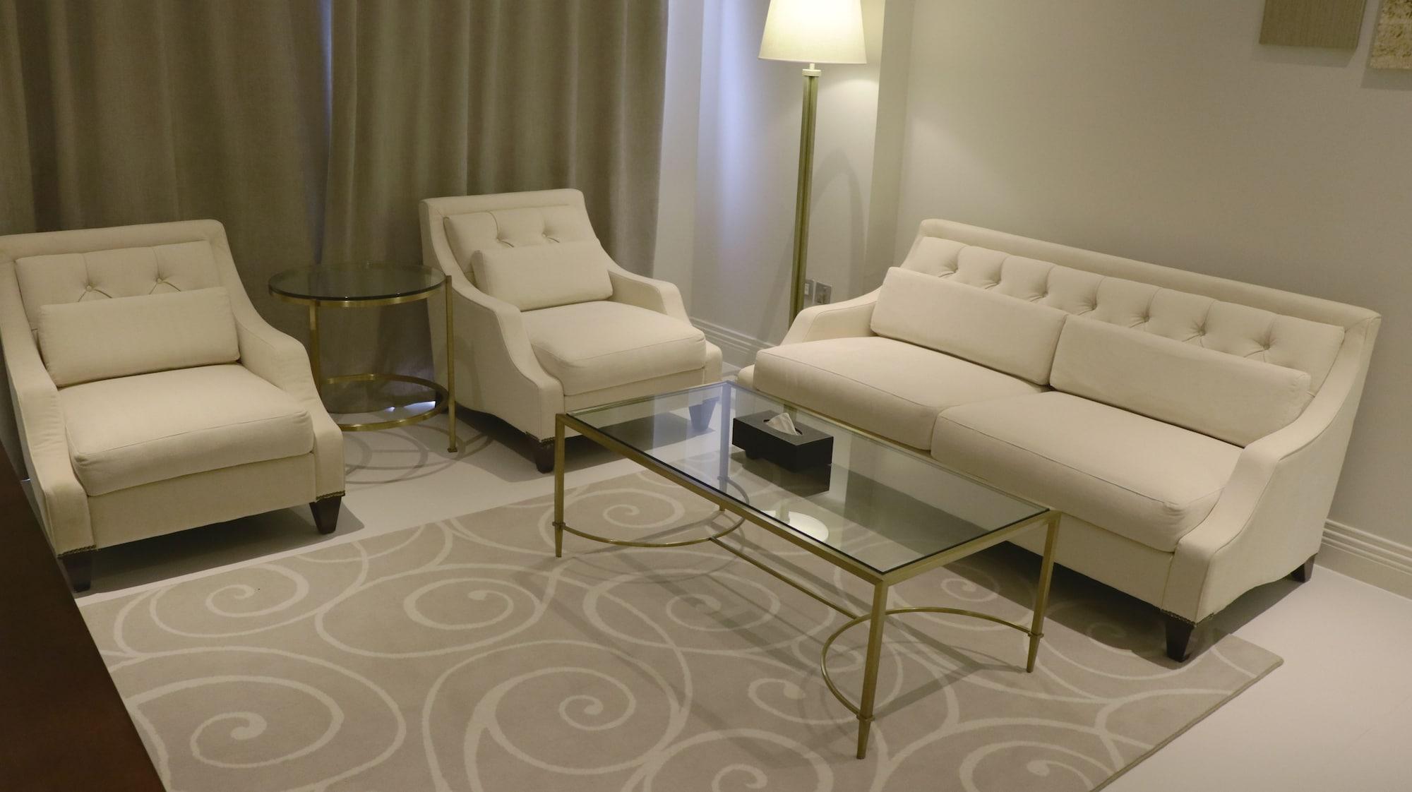 Delta Hotels By Marriott Dubai Investment Park Екстер'єр фото