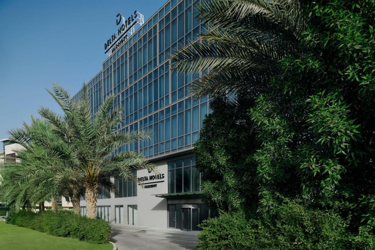 Delta Hotels By Marriott Dubai Investment Park Екстер'єр фото