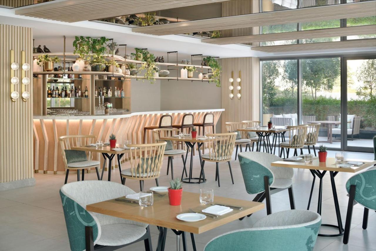 Delta Hotels By Marriott Dubai Investment Park Екстер'єр фото