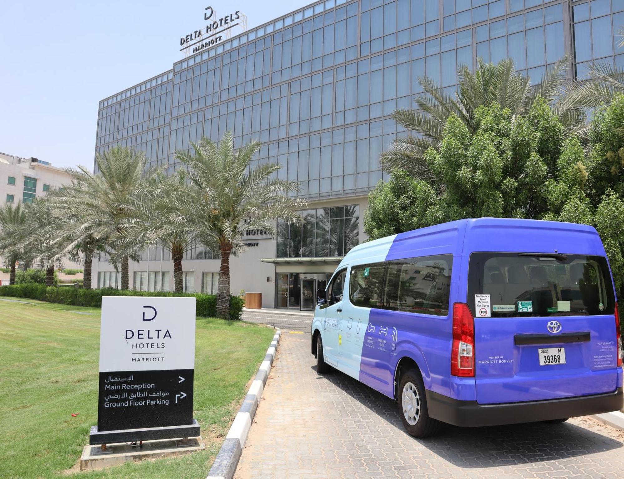 Delta Hotels By Marriott Dubai Investment Park Екстер'єр фото
